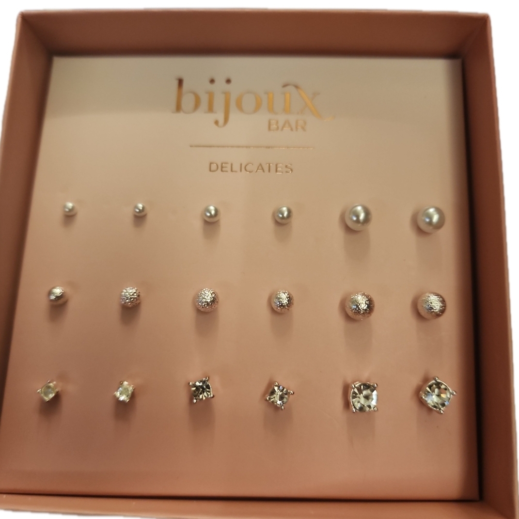 Silver Earring Set